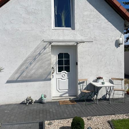 Kleine Gemuetliche Einliegerwohnung Mit Garten Und Pool Nordstemmen Extérieur photo
