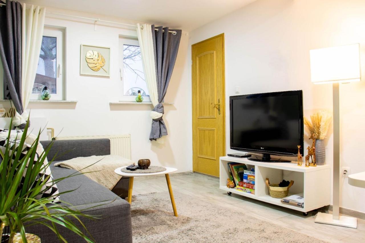 Kleine Gemuetliche Einliegerwohnung Mit Garten Und Pool Nordstemmen Extérieur photo